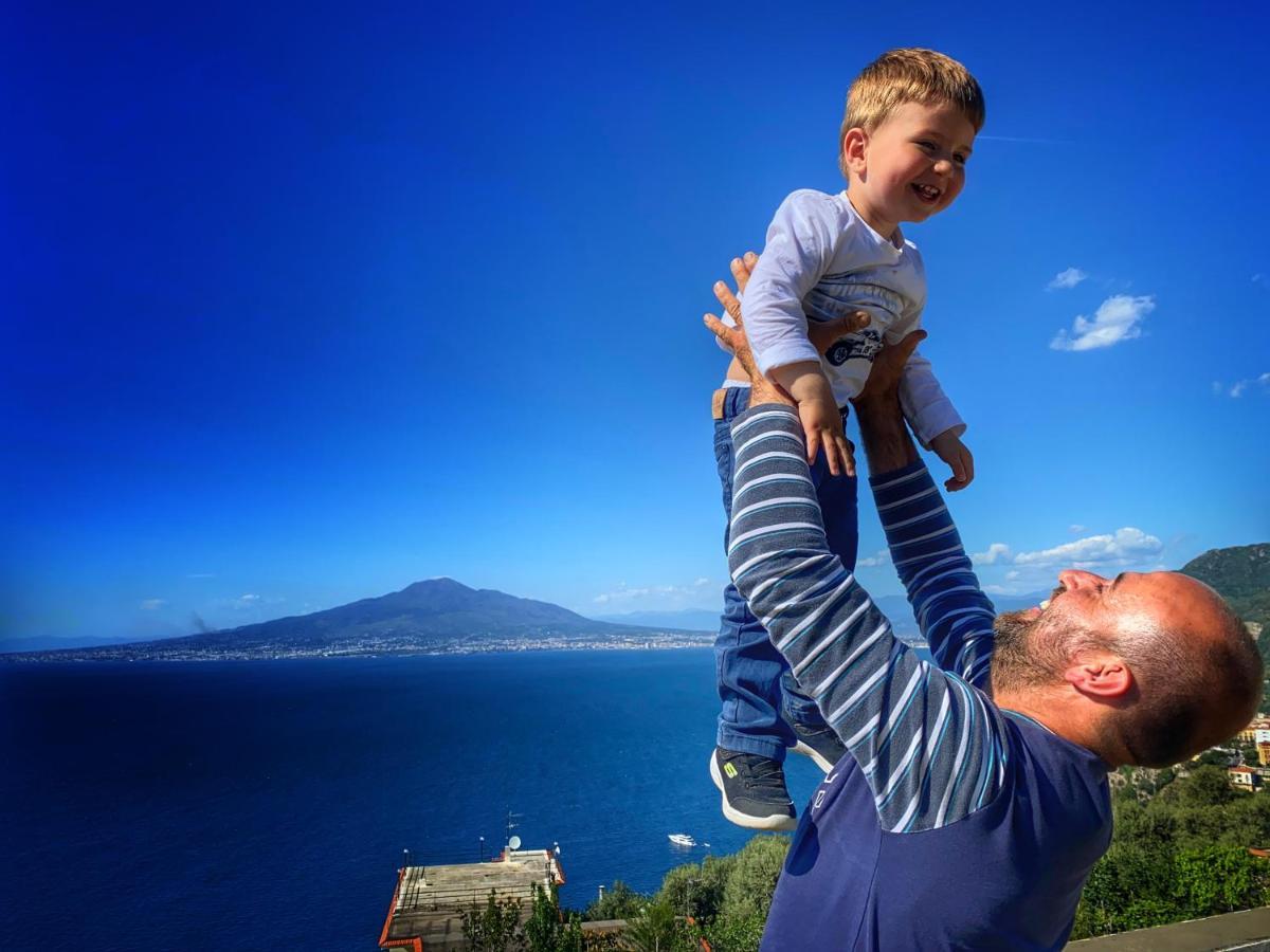 Вилла La Badia Montechiaro - Breathtaking View Of Sorrento Coast Вико-Экуенсе Экстерьер фото